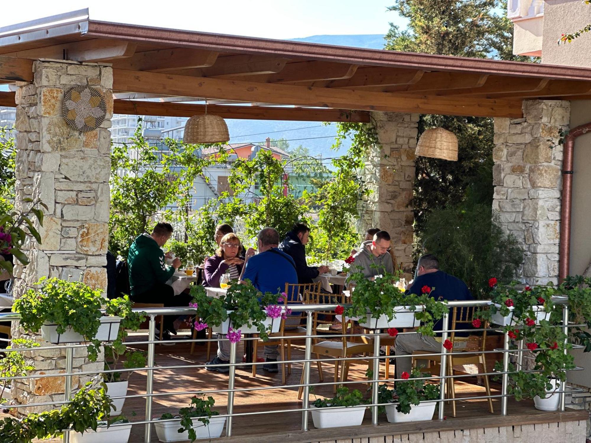 Vila Arial Vlorë 外观 照片